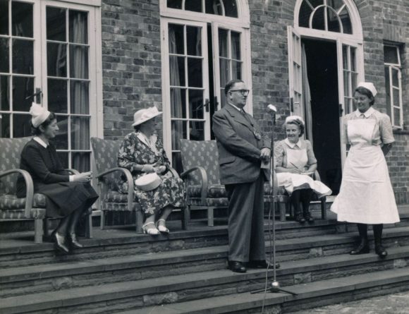 1951